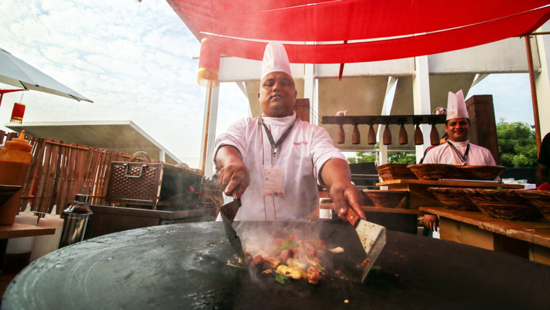 Spoilt For Choice The Asian Hawkers Market Here's What Happened