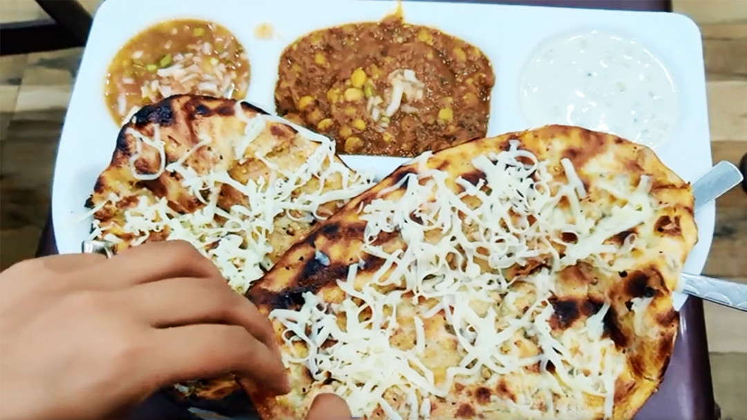 Cheesy Amritsari Kulchas In Vikaspuri, Delhi So Delhi