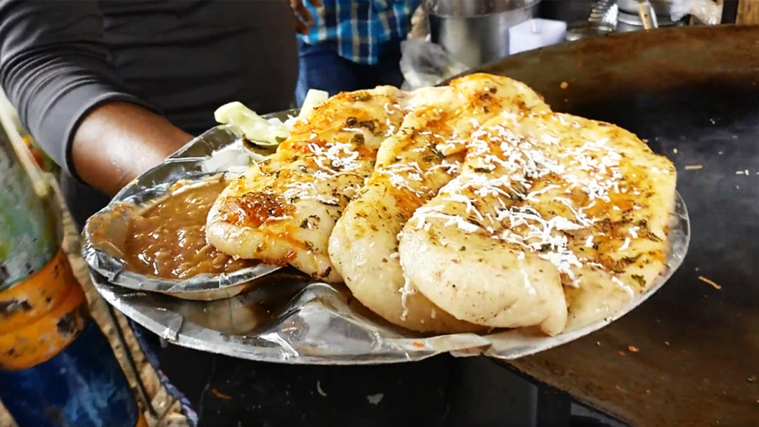 Ravi Ke Special Chole Kulche Janakpuri Delhi So Delhi