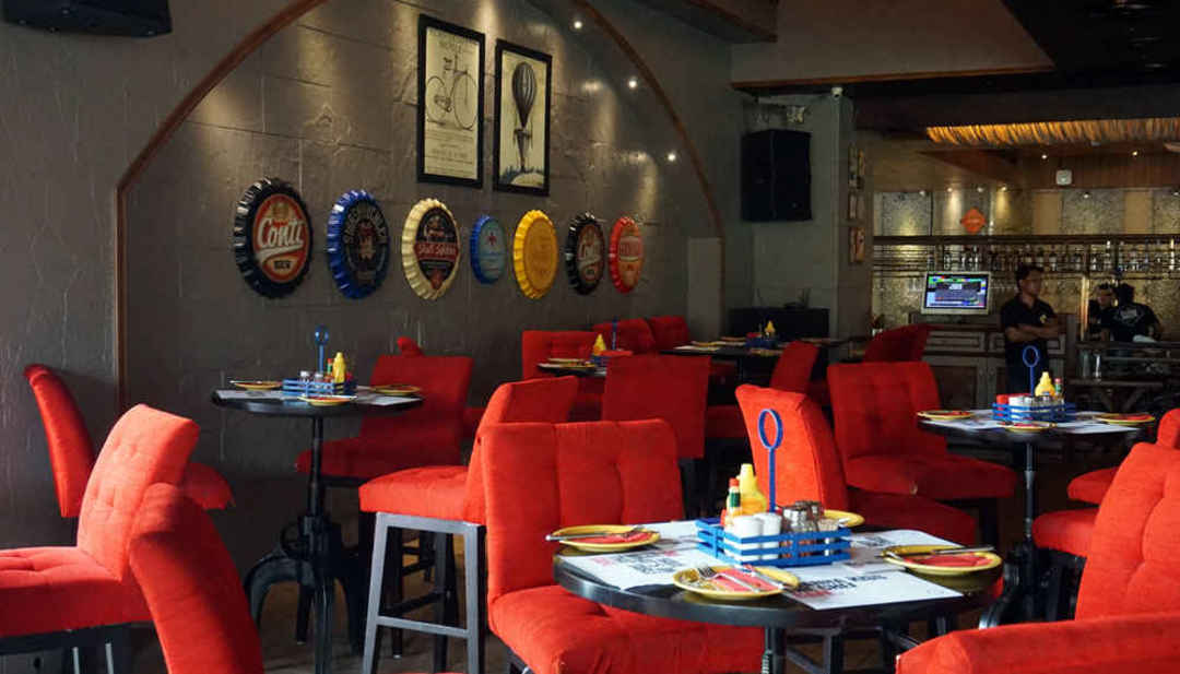 Food Review of Flying Saucer Cafe V2.0 So Delhi