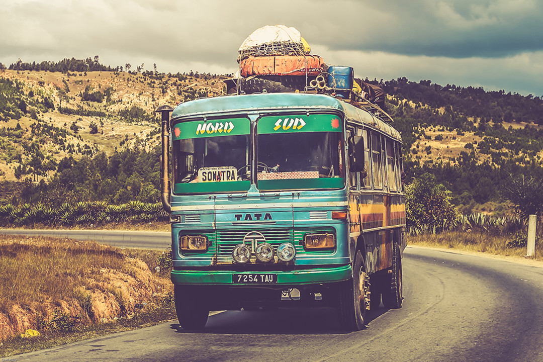 bus travel in india