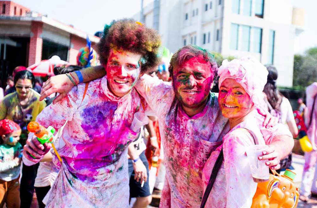 holi cow festival 2025