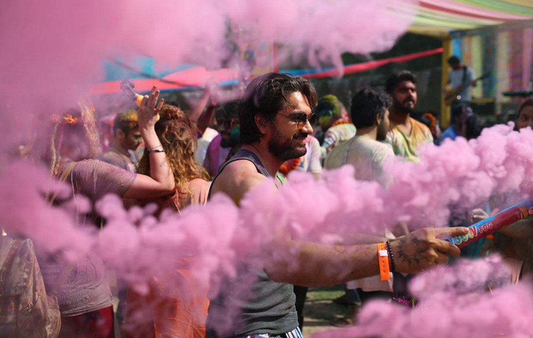 The Biggest Holi Bash (8Hours Long) EVER, Grab Your Tickets To The