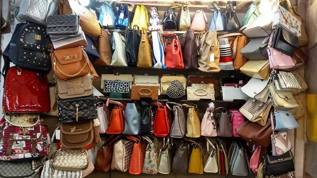 Jwala Heri Market In Punjabi Bagh For Cheap Bags | So Delhi