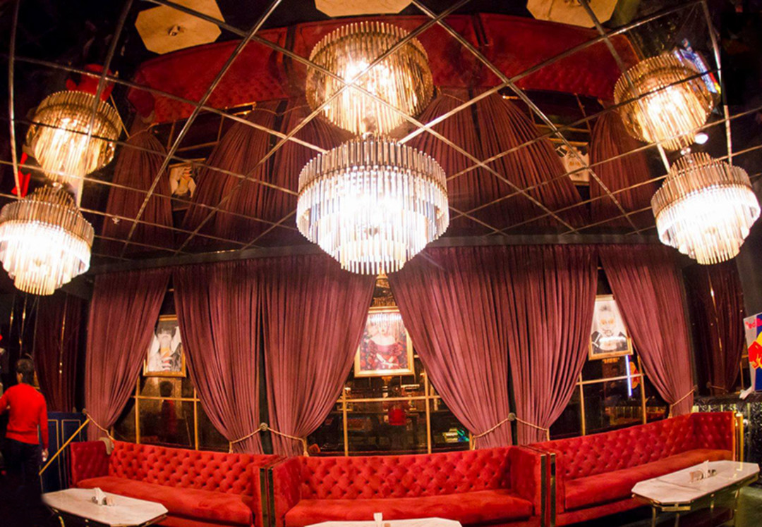 Party Hard With Your Squad Key Chanakyapuri So Delhi