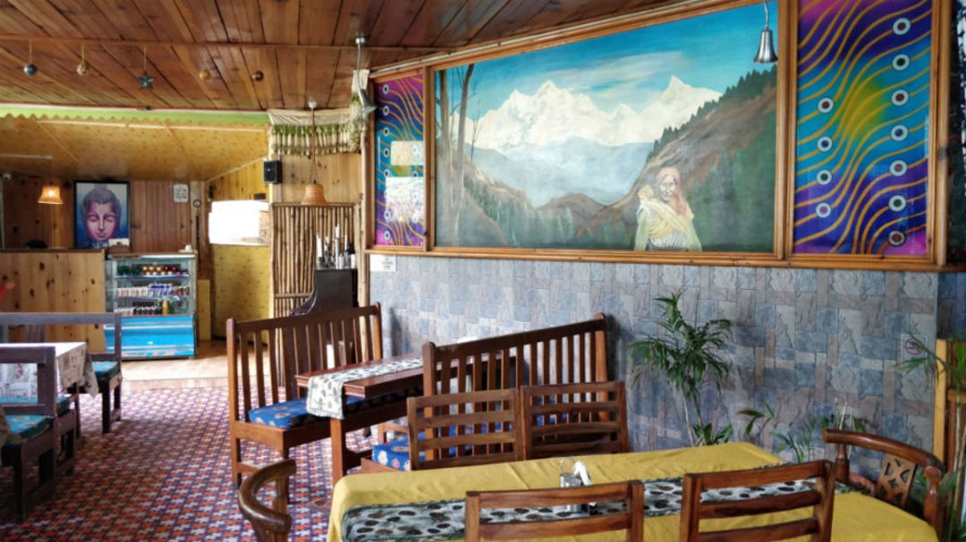 Evergreen Cafe In Kasol For Best Israeli Food So Kasol