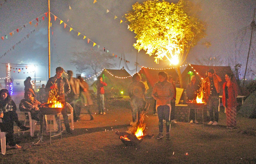 Check Out This Campout On Damdama Lake So Delhi