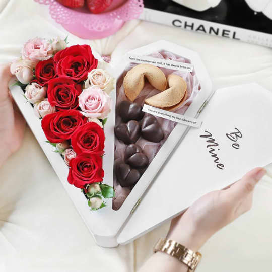 Valentines day hampers deals