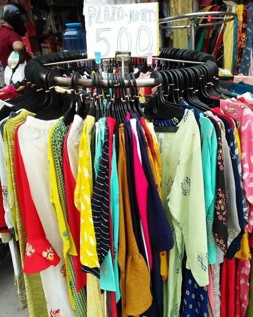 8 Best Markets For Summer Shopping In Delhi