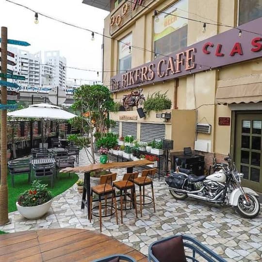 5 Best Cafes On Leopard Trail That You Must Visit! 1. Throttle