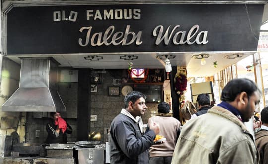 Old Famous Jalebi Wala, Chandni Chowk | So Delhi