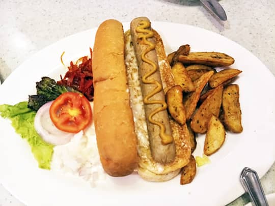 Best Hot Dog Places In Delhi