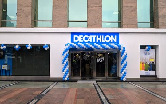 decathlon in dlf promenade