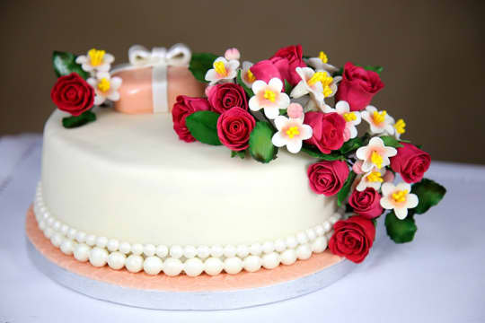 Fresh Flowers Engagement cake with customised topper | Engagement cakes,  Orchid wedding cake, Ivory wedding cake