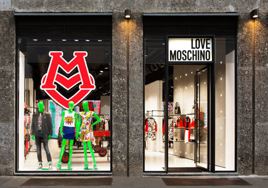 love moschino shop