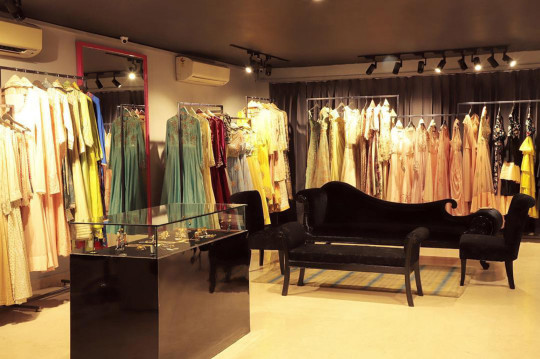 chattarpur factory outlets