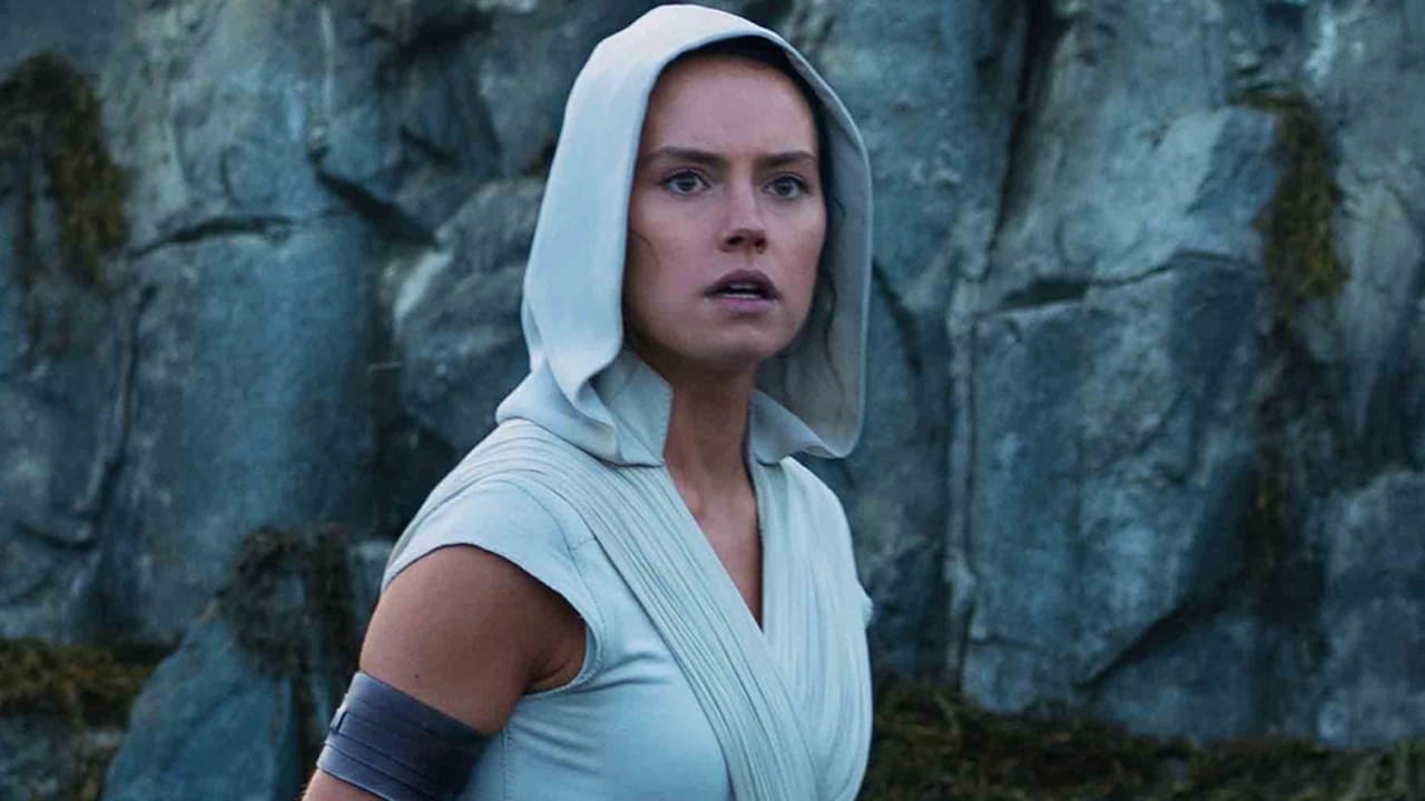 Daisy Ridley Star Wars Movie Gets a New Writer: What It Means for the Franchise