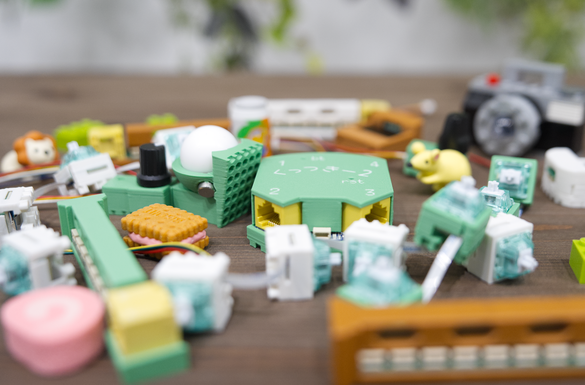 Cover Image for くっつきー2の特徴: フルモジュラーキーボードの第2世代