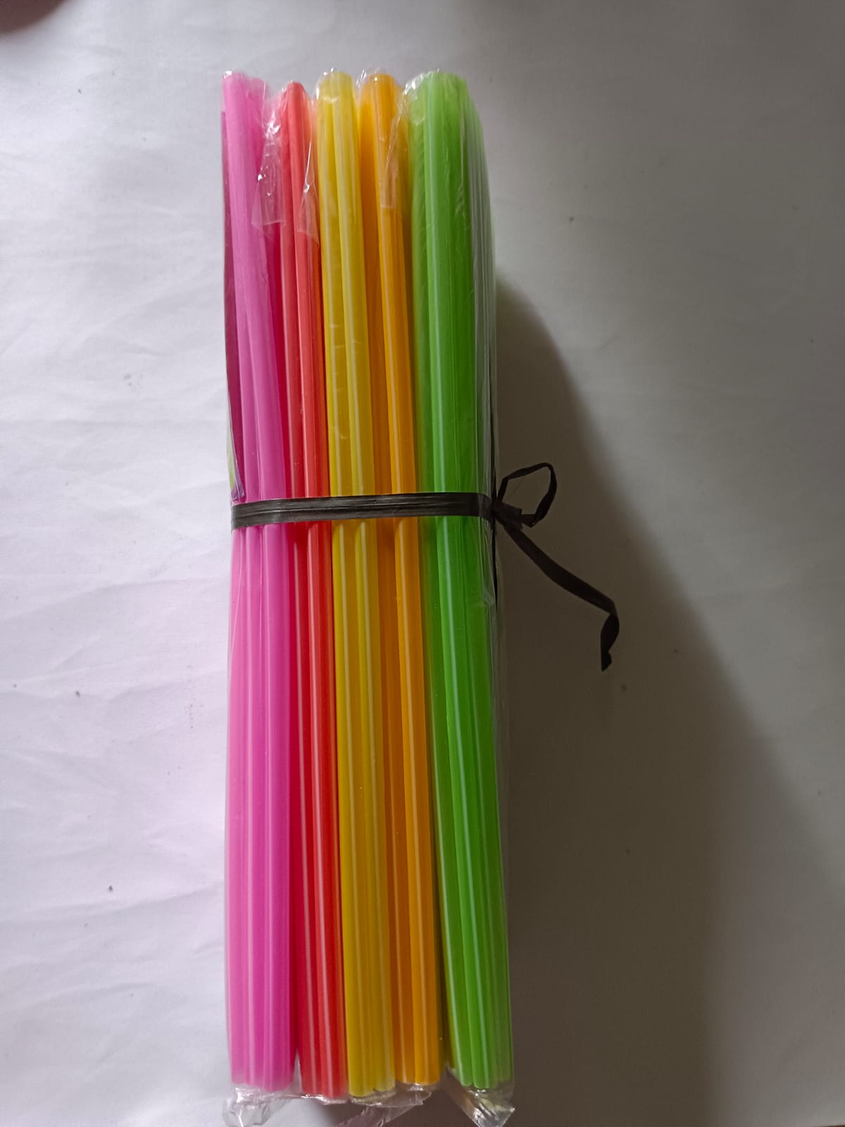 Sedotan Plastik Salur