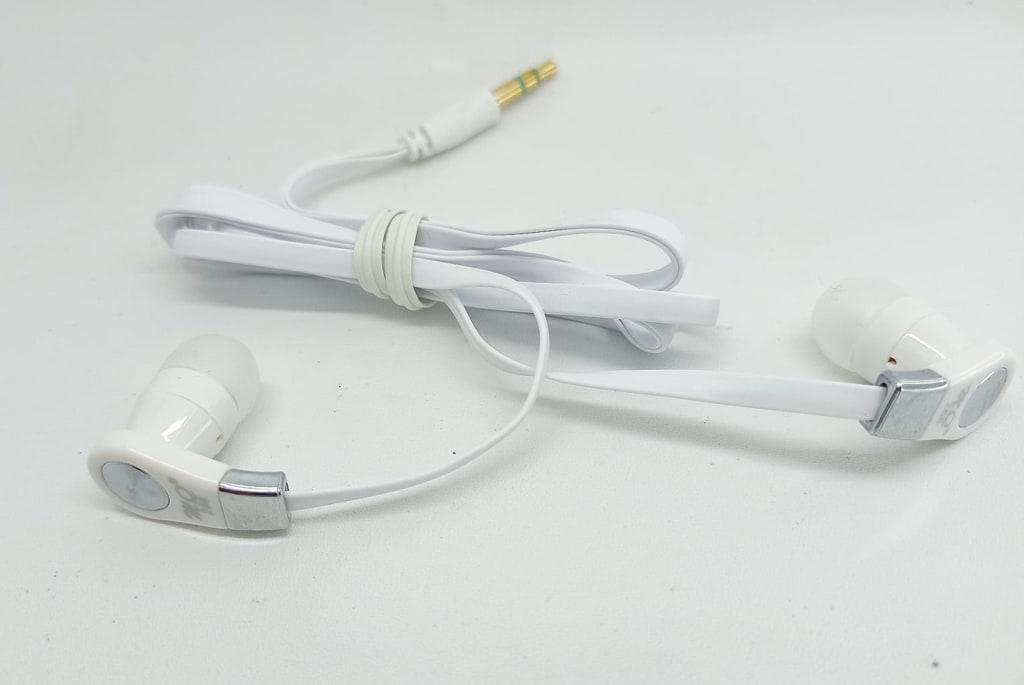 HANDSFREE MQ SUPER BASS di qeong.com