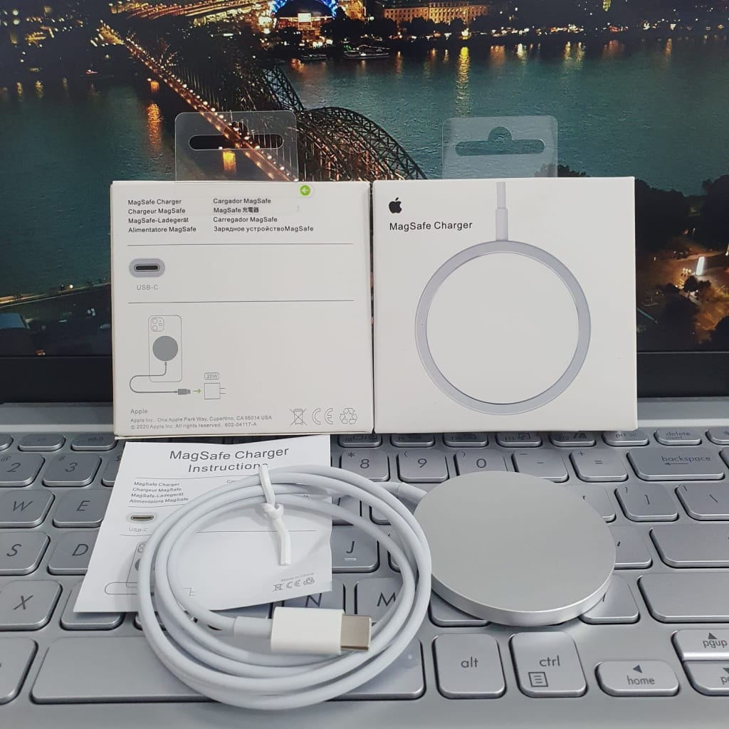 Wireless Charger iPhone 12 Pro Max di qeong.com