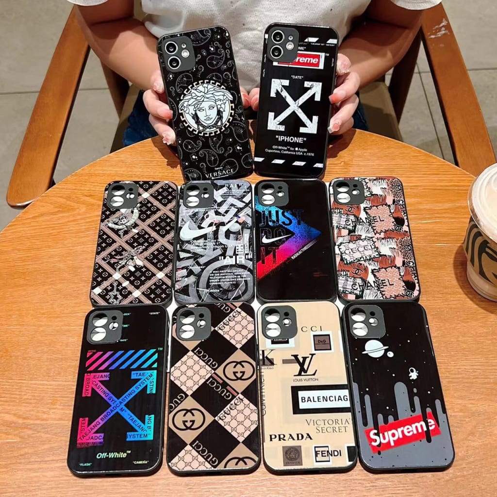 SOFTCASE BLACK MOTIF BRANDED di qeong.com