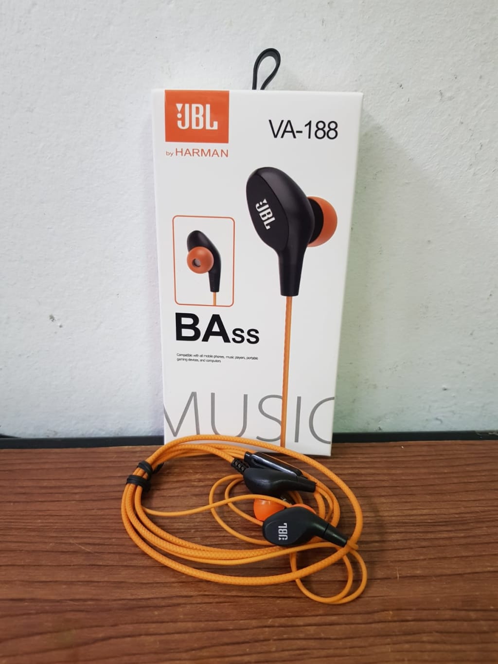 Hf Headset JBL VA-188 Earphones Music Sound Pure Bass+ di qeong.com