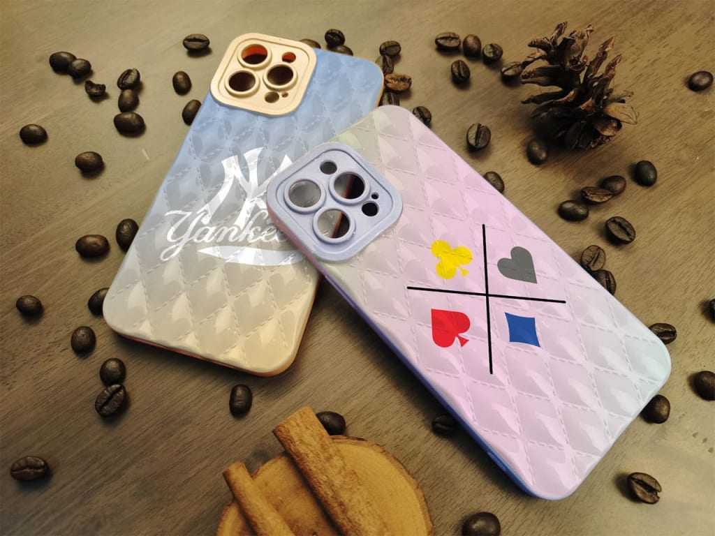 SOFTCASE PREMIUM 3D PRO CAMERA GLOSSY SIMPLE GRADIENT di qeong.com