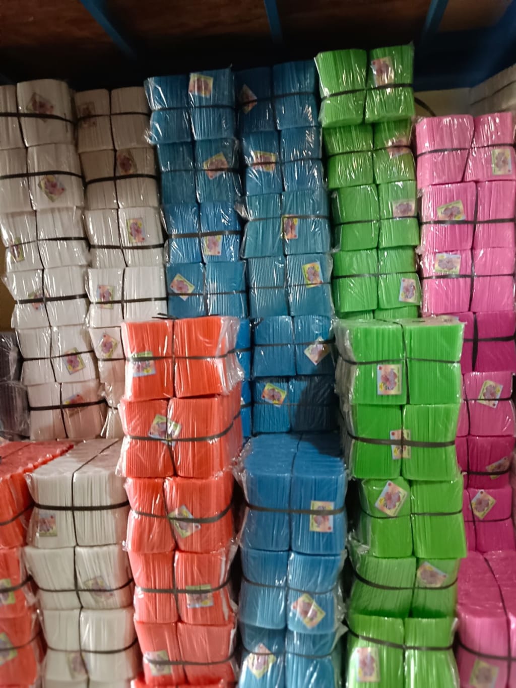 Sedotan Kiloan Pelangi di qeong.com Sedotan Kiloan Pelangi di qeong.com