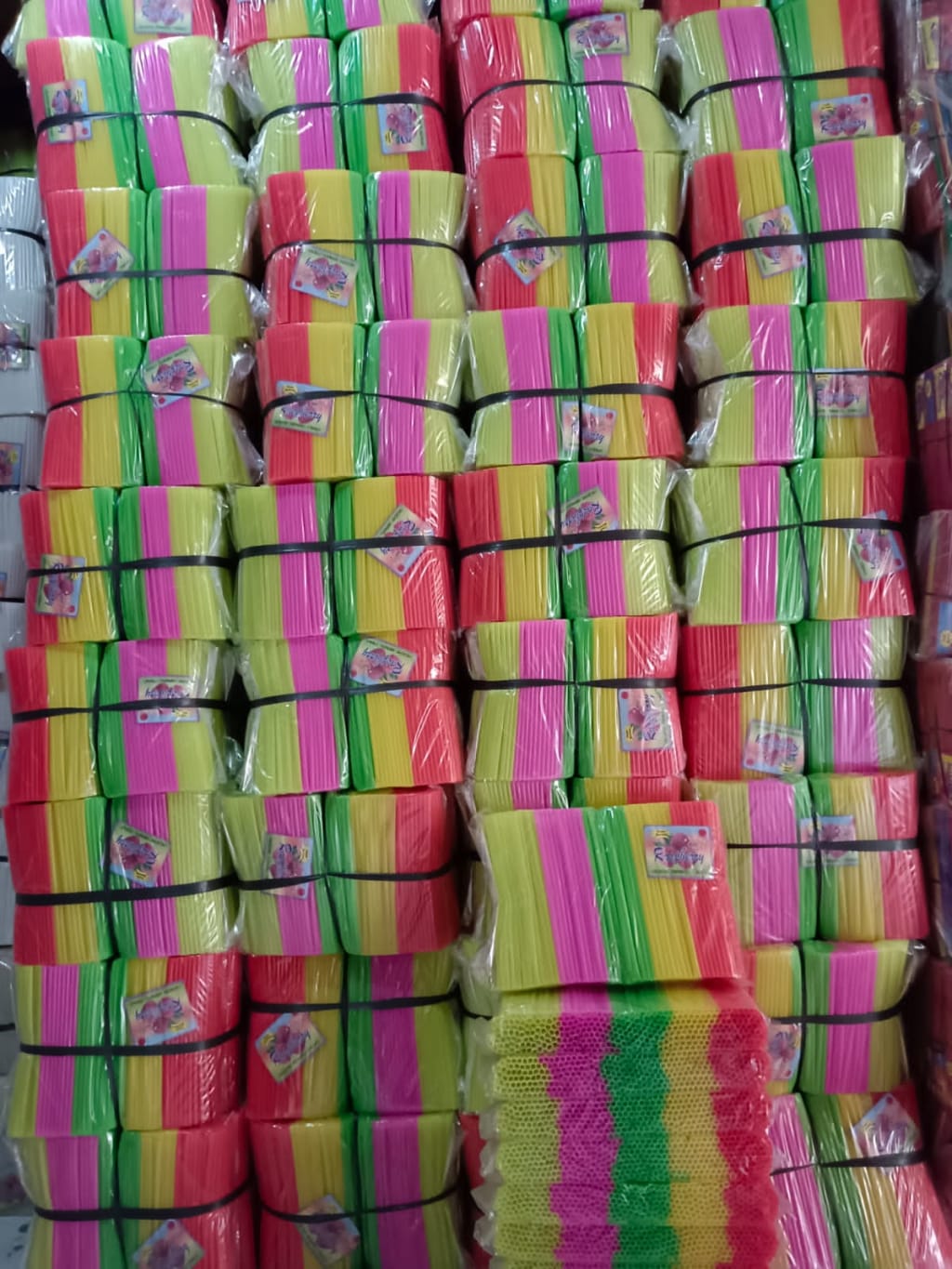 Sedotan Kiloan Pelangi di qeong.com Sedotan Kiloan Pelangi di qeong.com