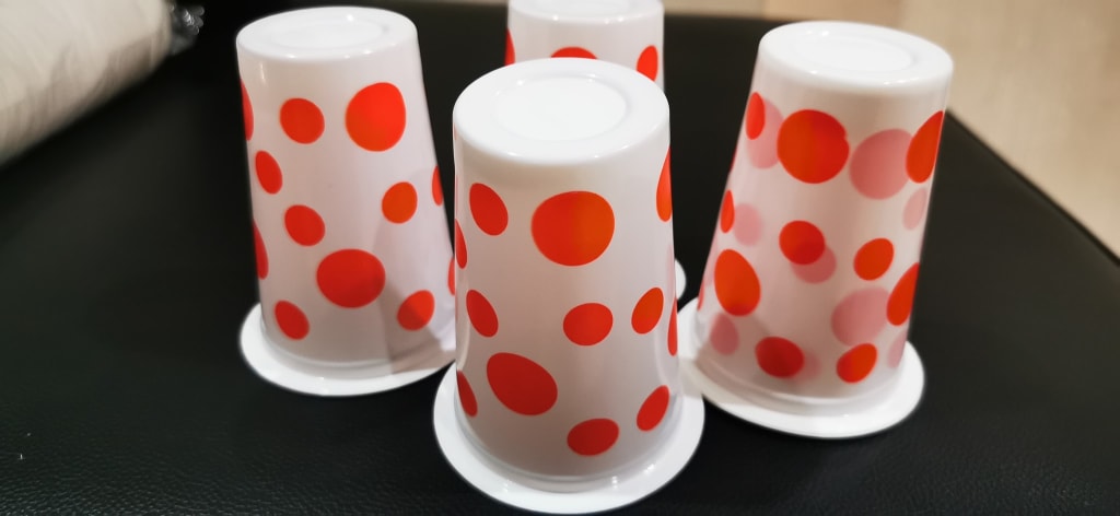Gelas cup bola bola/ MP merek TEKNO di qeong.com Gelas cup bola bola/ MP merek TEKNO di qeong.com