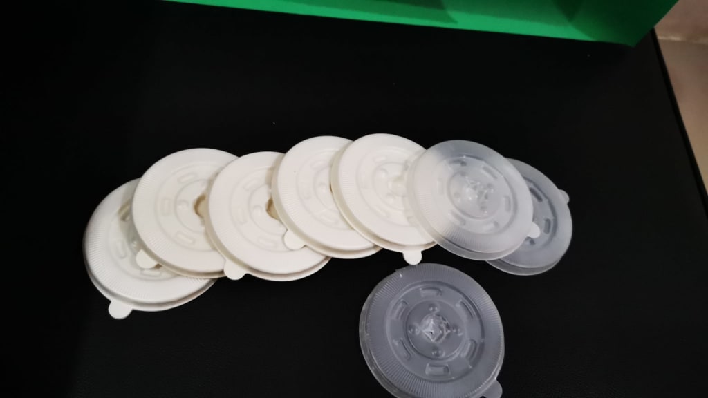Tutup datar butek / tutup cembung bening /Tutup 22 OZ di qeong.com Tutup datar butek / tutup cembung bening /Tutup 22 OZ di qeong.com