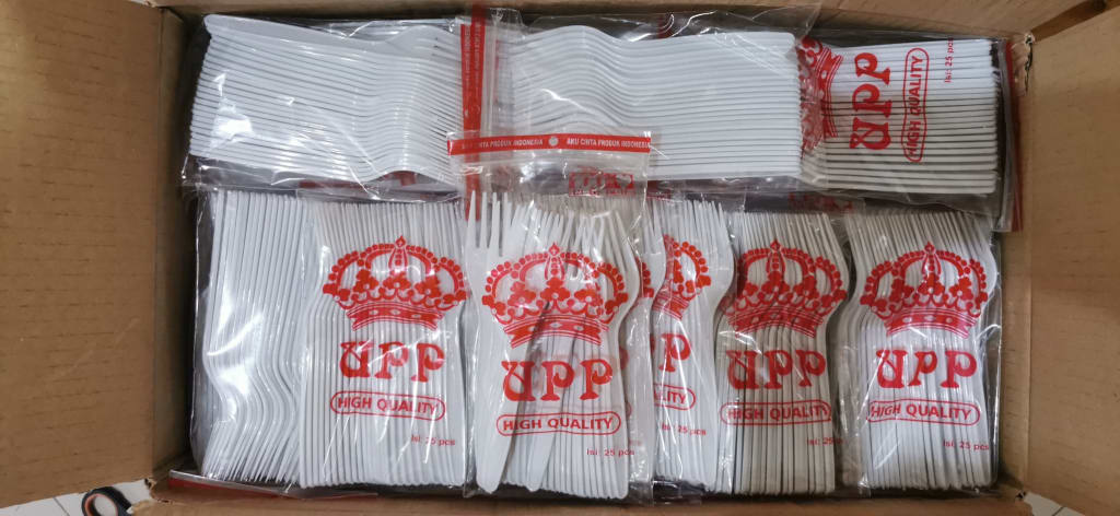 Sendok & Garpu makan putih susu Super di qeong.com Sendok & Garpu makan putih susu Super di qeong.com