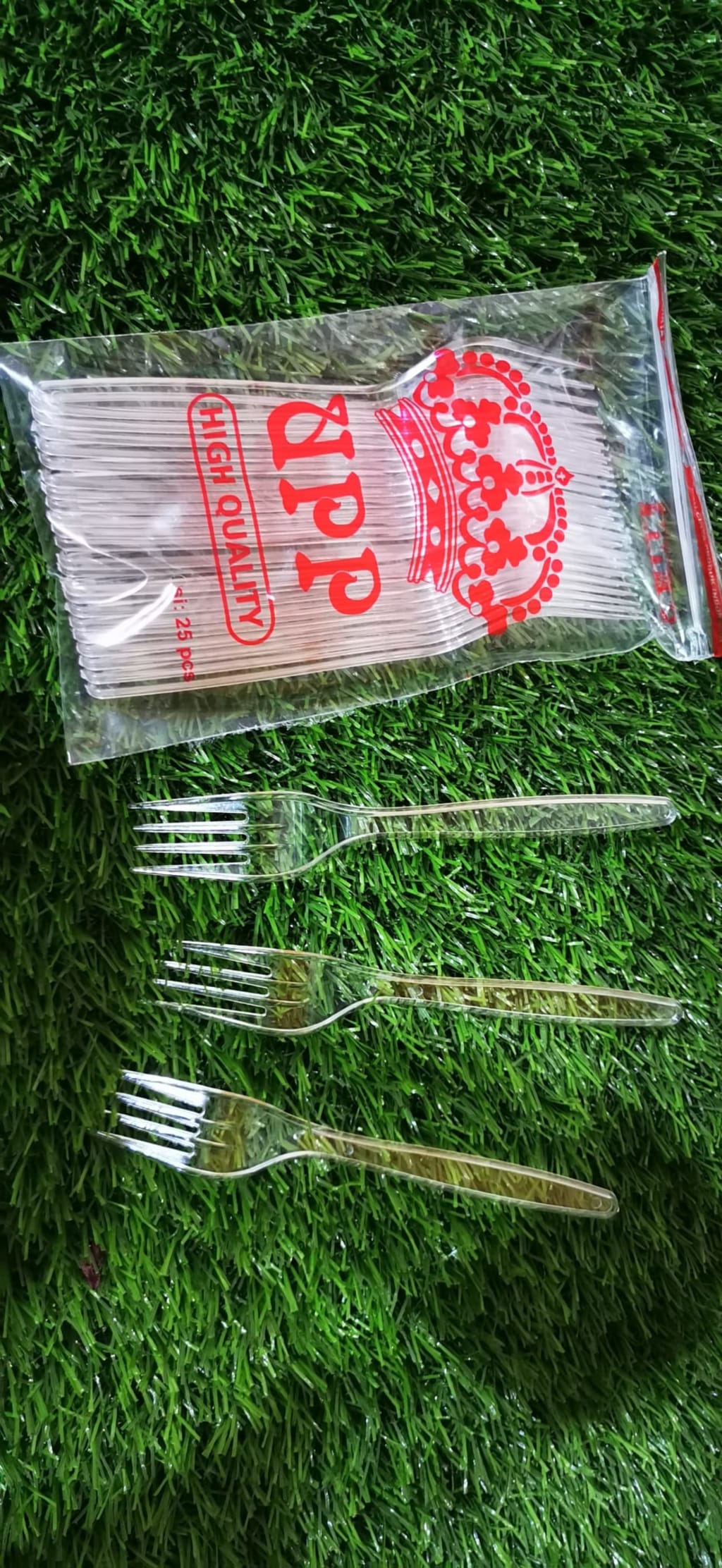 Sendok & Garpu makan panjang bening di qeong.com Sendok & Garpu makan panjang bening di qeong.com