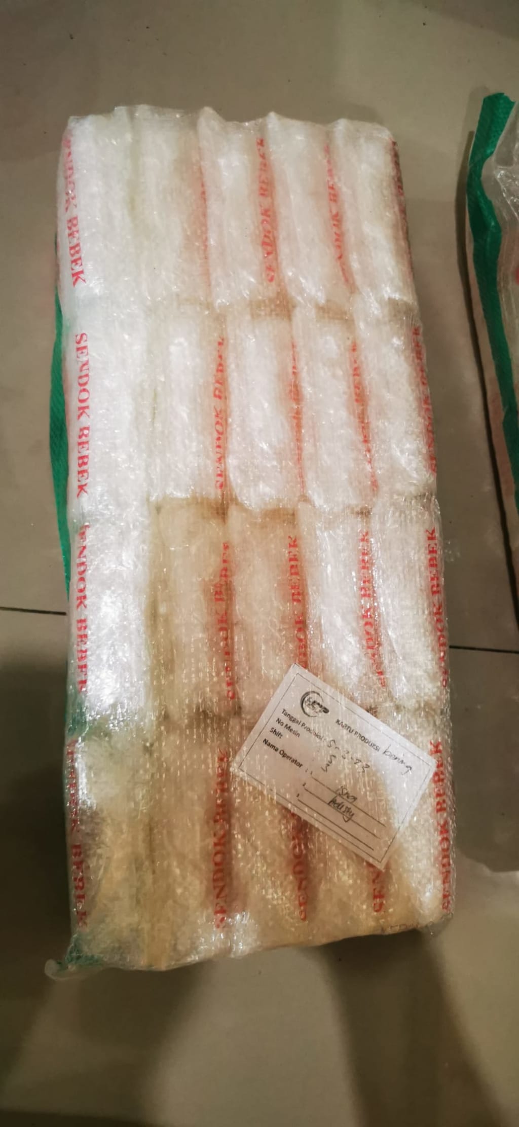 Sendok bebek bening di qeong.com Sendok bebek bening di qeong.com