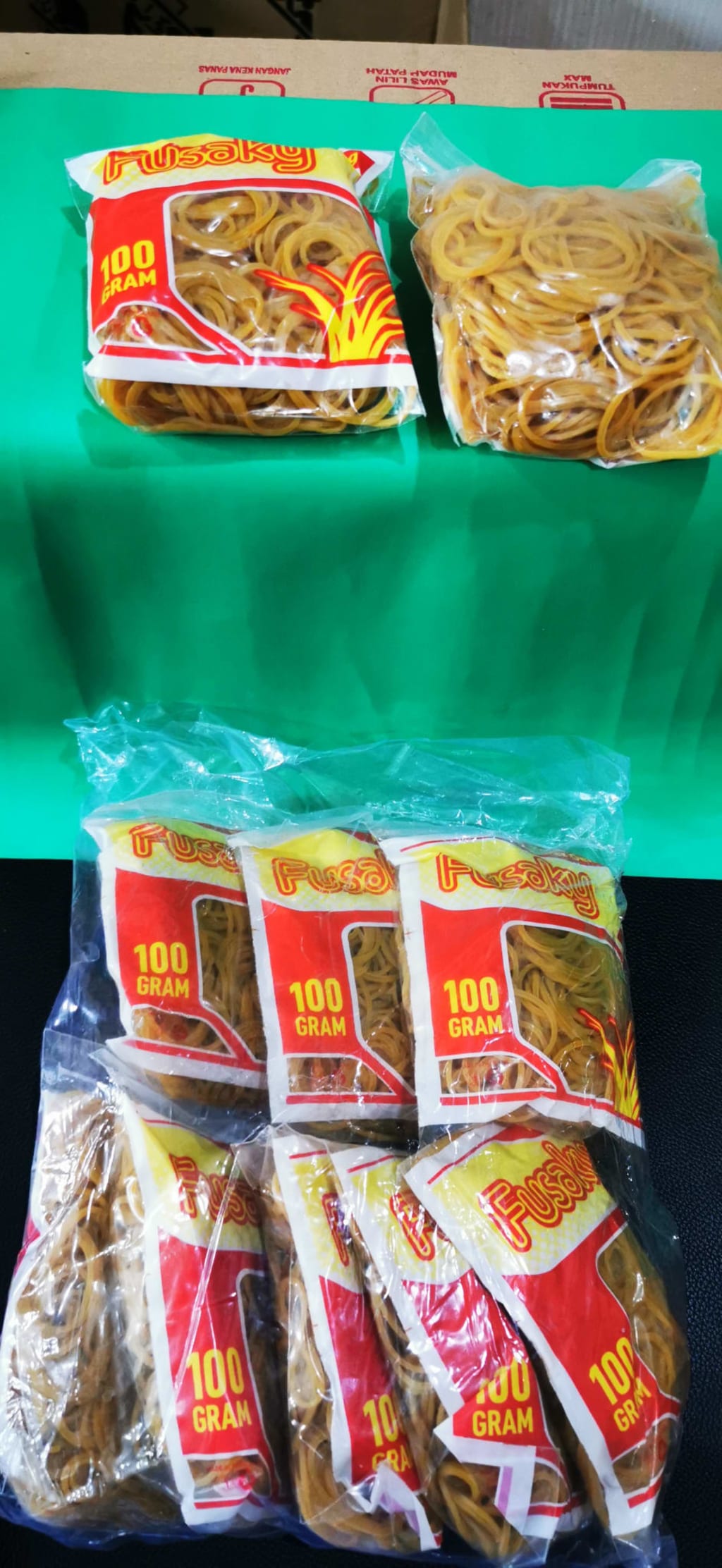 Karet gelang kuning 14mm di qeong.com Karet gelang kuning 14mm di qeong.com