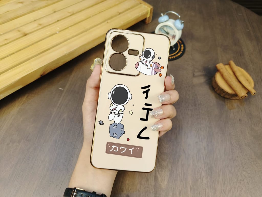 SOFTCASE PREMIUM CHROME LIST GOLD TRY BE ASTRONOUT di qeong.com SOFTCASE PREMIUM CHROME LIST GOLD TRY BE ASTRONOUT di qeong.com