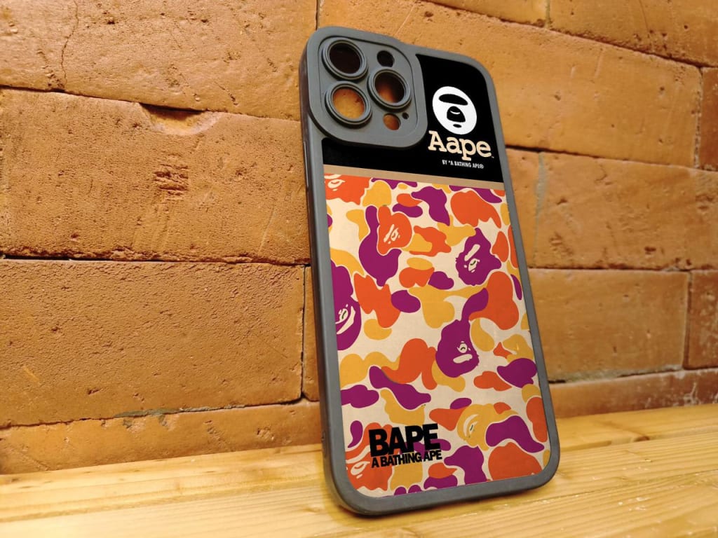 SOFTCASE PREMIUM BLACK PROTECT BAPE ORIGINE di qeong.com