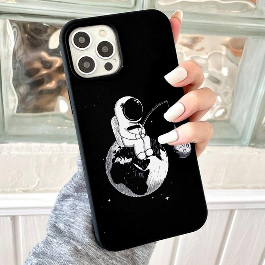 SOFTCASE BLACK DREAM SPACE di qeong.com