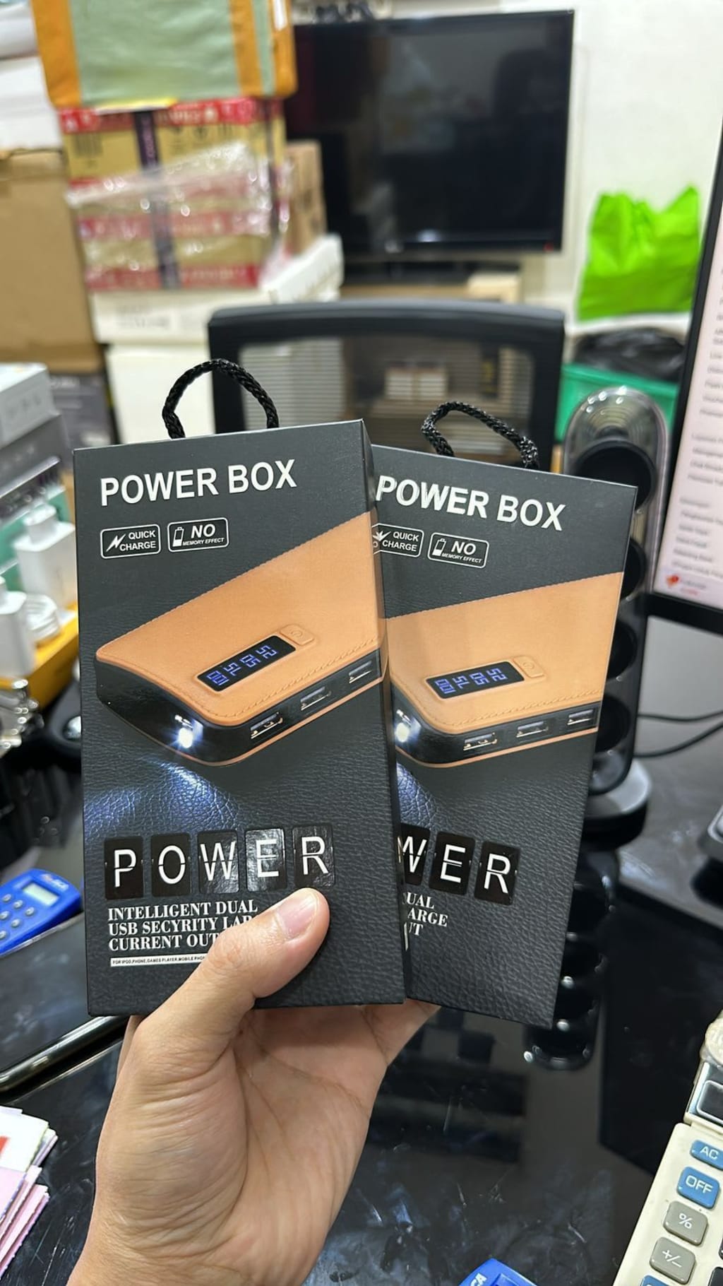 POWERBANK DIGITAL KULIT JERUK NON BRAND di qeong.com POWERBANK DIGITAL KULIT JERUK NON BRAND di qeong.com