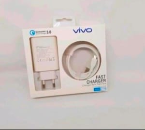 TC ORIGINAL VIVO V15 / TRAVEL CHARGER di qeong.com