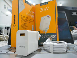 Charger Realme 30w Ori 100% | Super Vooc | Type C di qeong.com