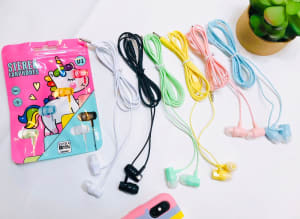 HANDSFREE MACARON UNICRON D1+MIC di qeong.com