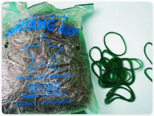 Karet gelang HIJAU di qeong.com Karet gelang HIJAU di qeong.com
