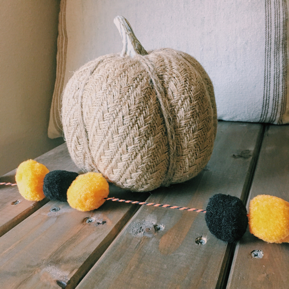 Fall pumpkin decor