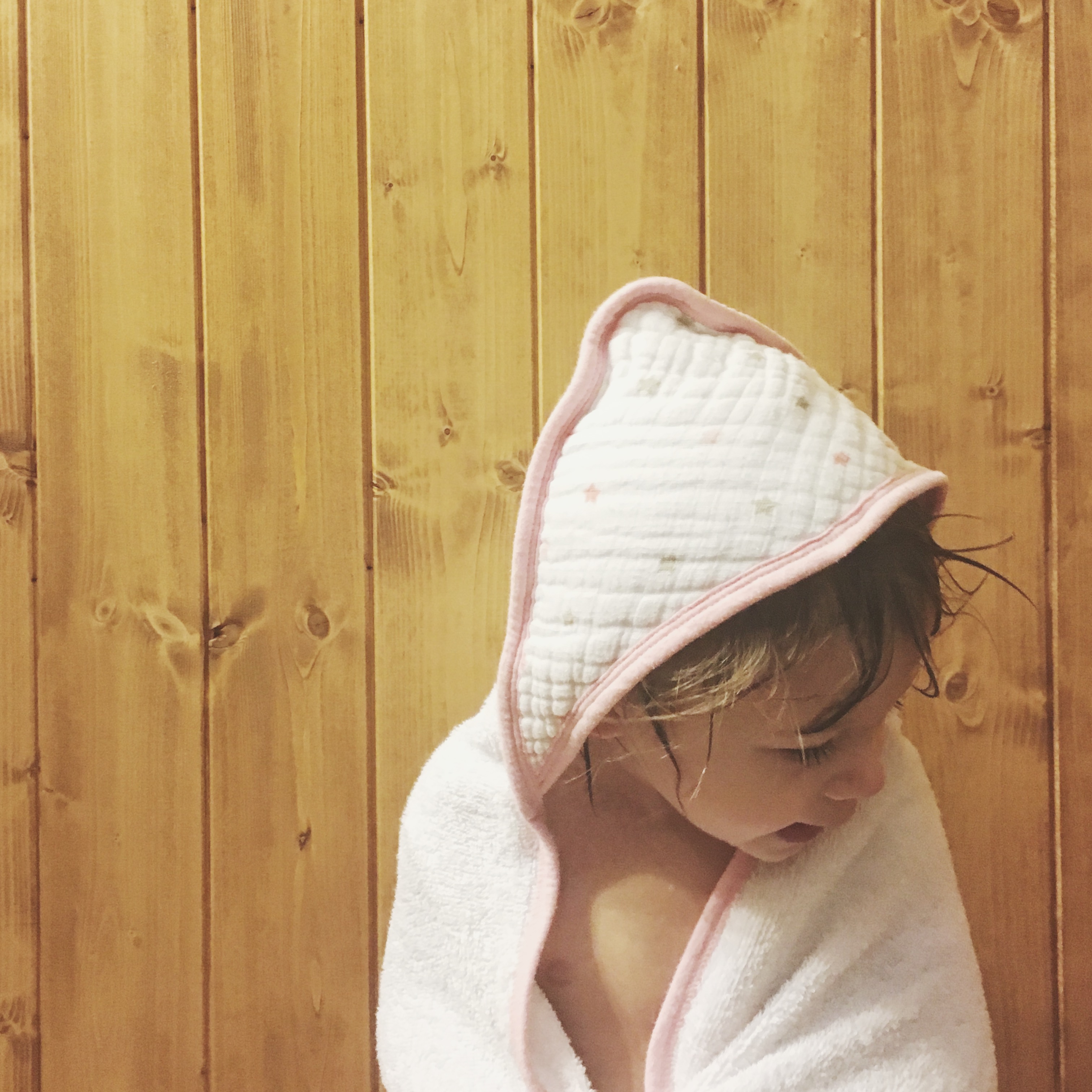 Rose wearing a towel after a shower
