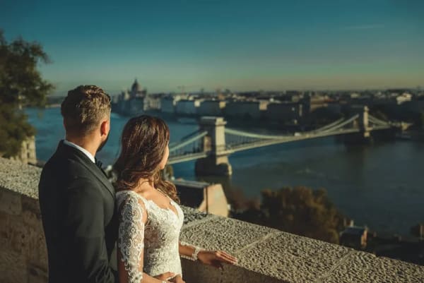 Reportaż ślubny i zdjęcia plenerowe M&A — Budapeszt