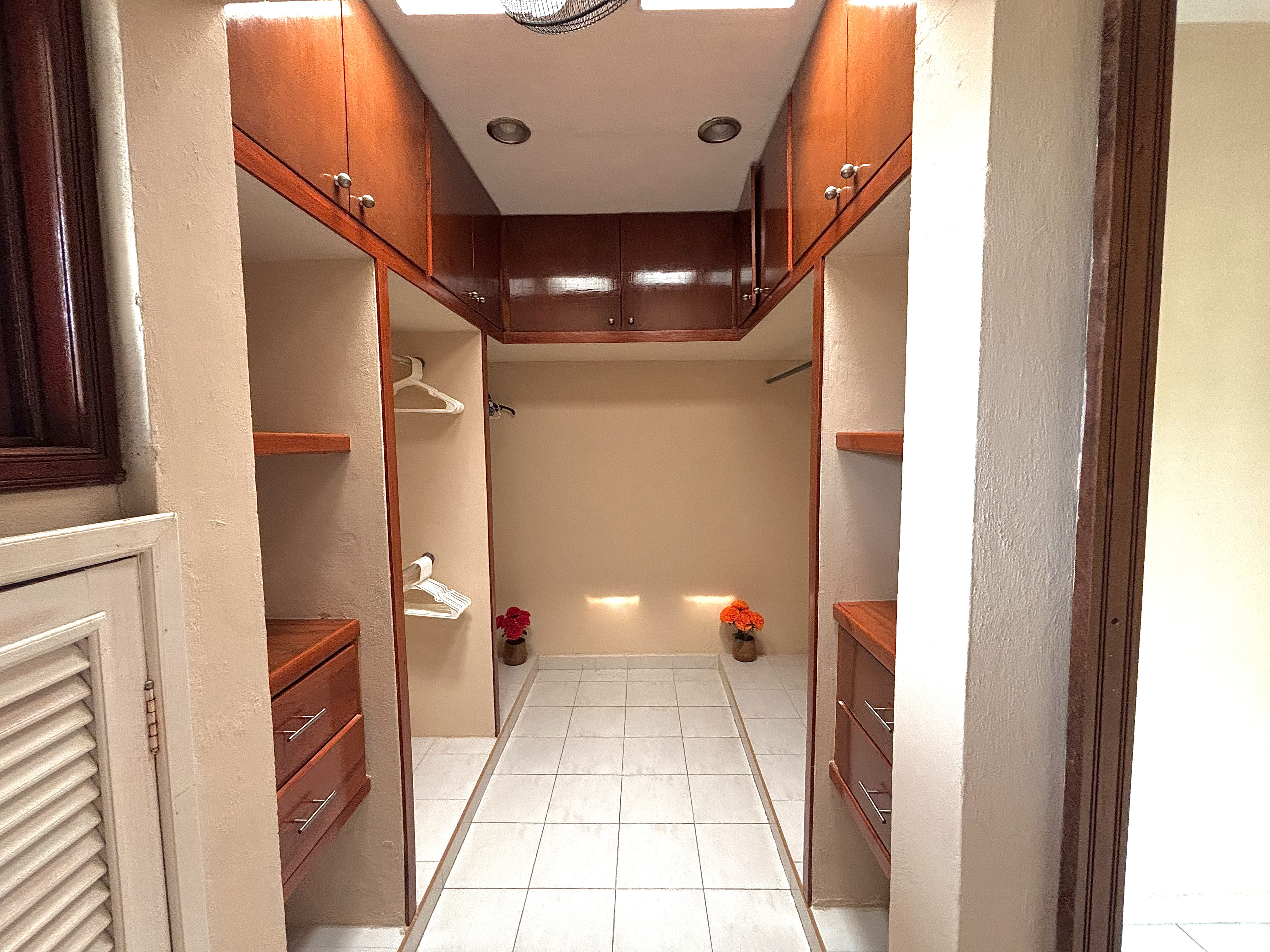 Master Suite — Casa Bambú 8