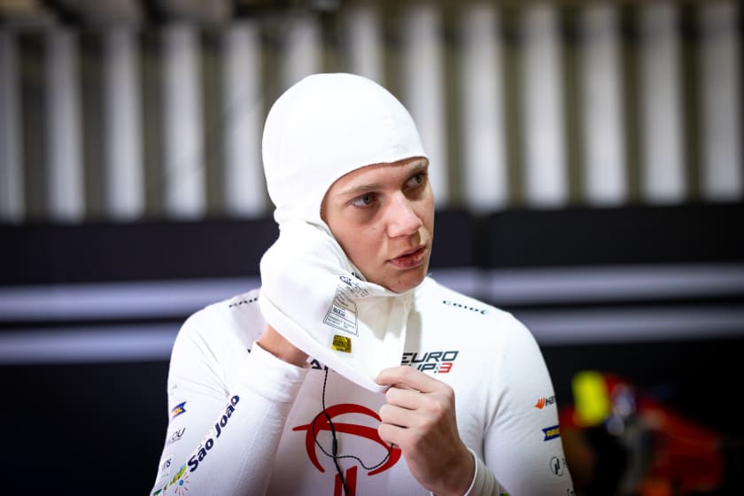 Portrait before a session