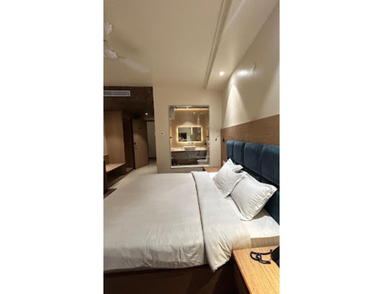 Photos